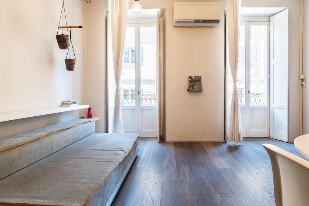 Ampio Monolocale Nel Cuore Di Brera * Milan