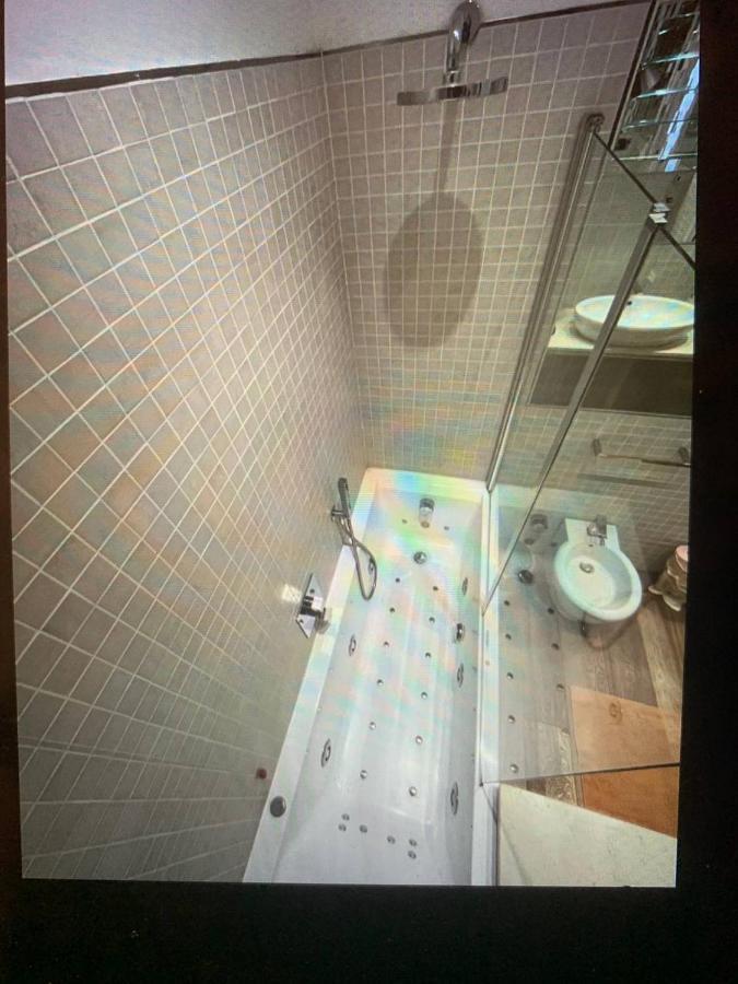Apartment S.ambrogio/duomo •jacuzzi • Luxury •design Milan