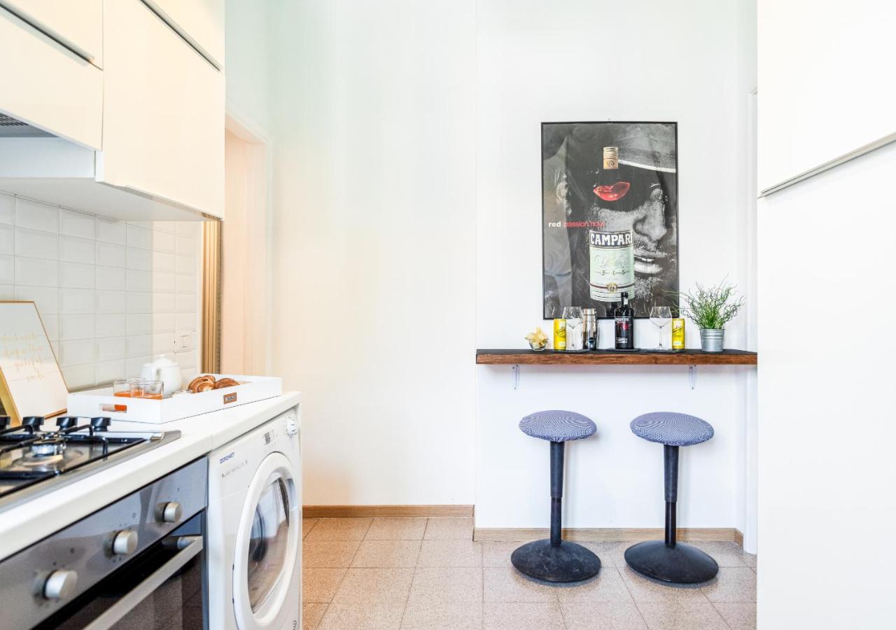 Apartment Milanese Elegance - 15 Minutes Duomo