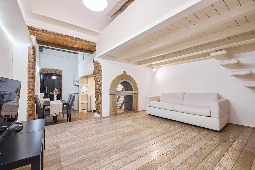Apartment Brera-moscova Centro Storico, Wi-fi E Netflix Milan