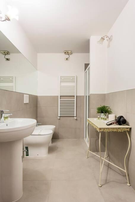 Apartamento Vintage A Teatro Scala