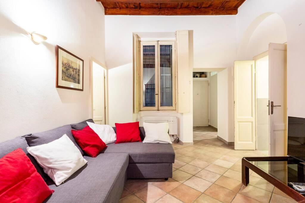 Apartamento Vintage A Teatro Scala Milão