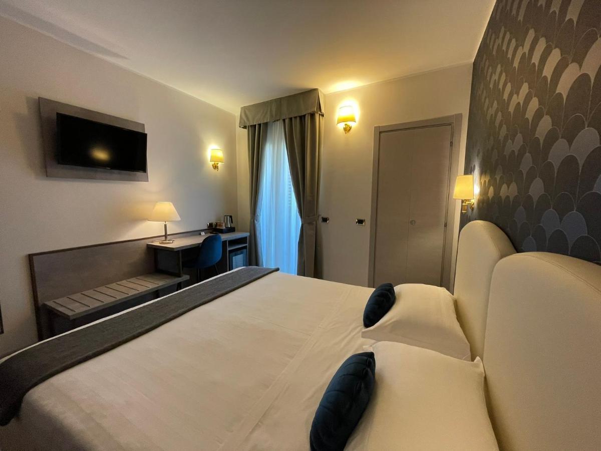 Hotel Florence 3*