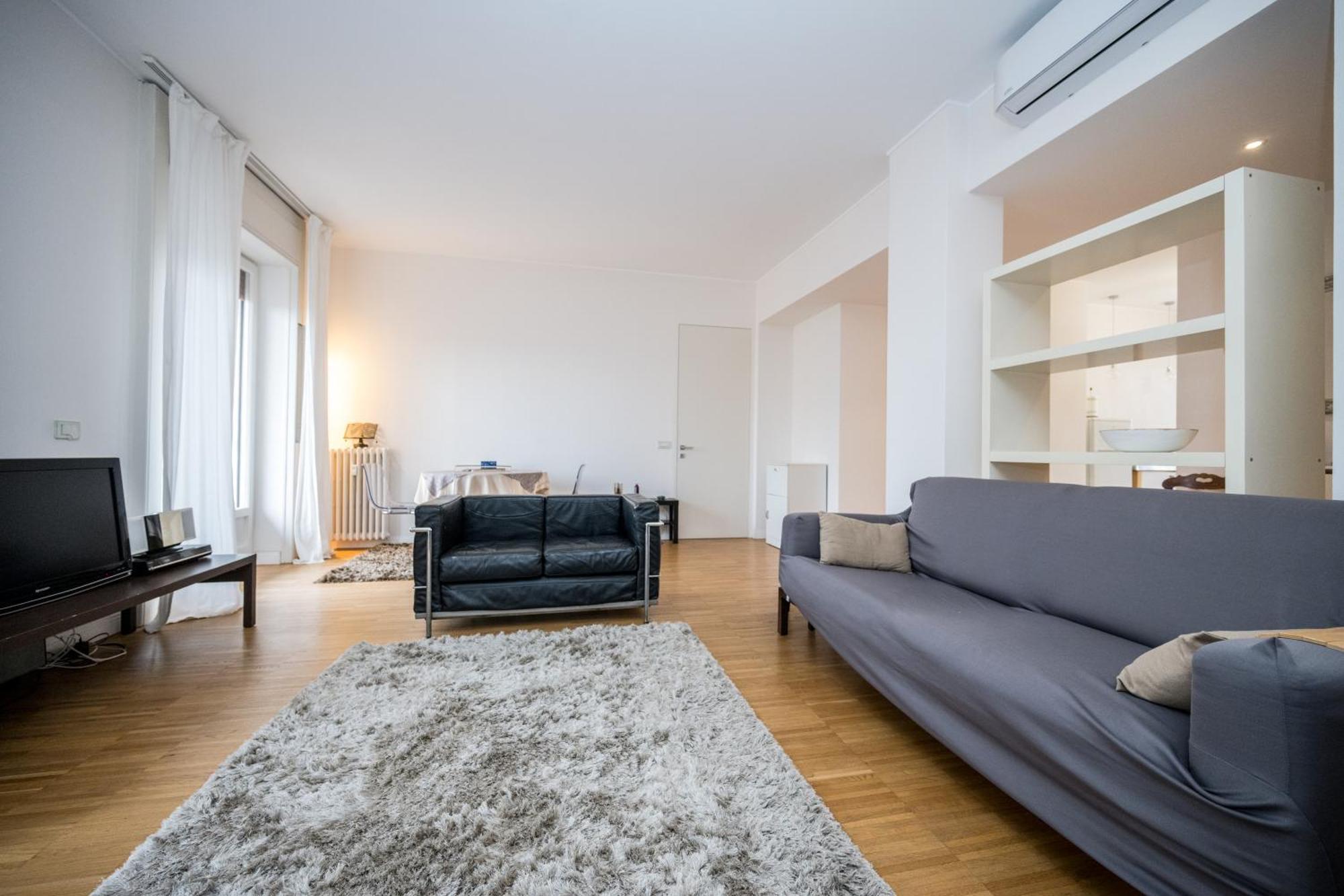 Sweet Apartment *