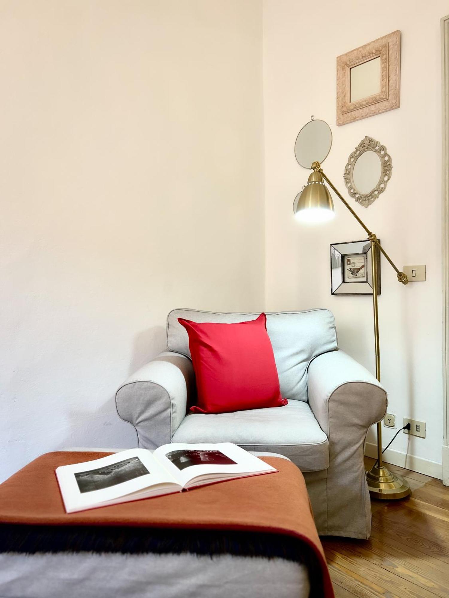 Comecasa 2 Bedrooms In Via Curtatone * Milan