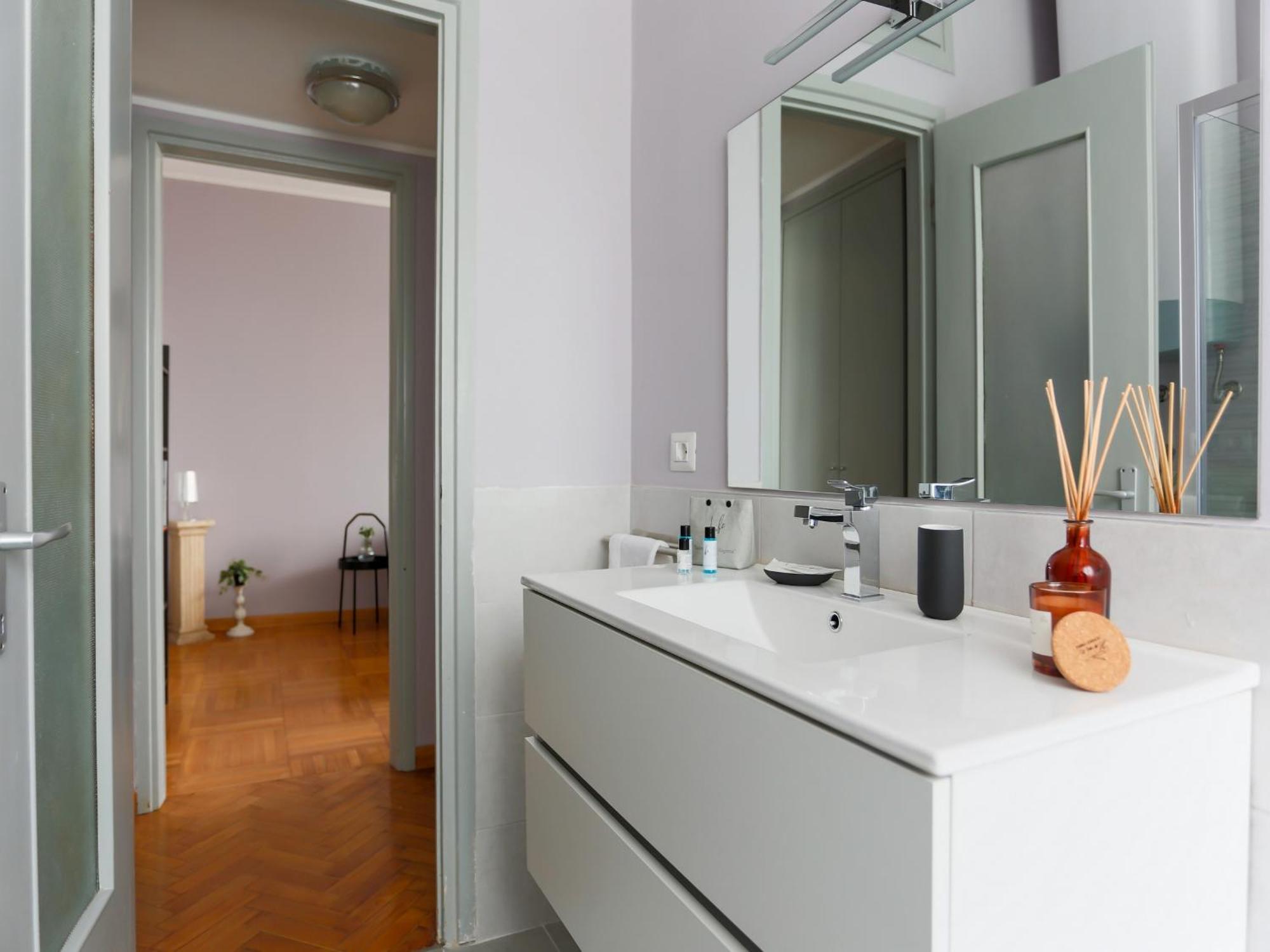 Appartamento The Rent - Spacious One-bedroom In Moscova District *