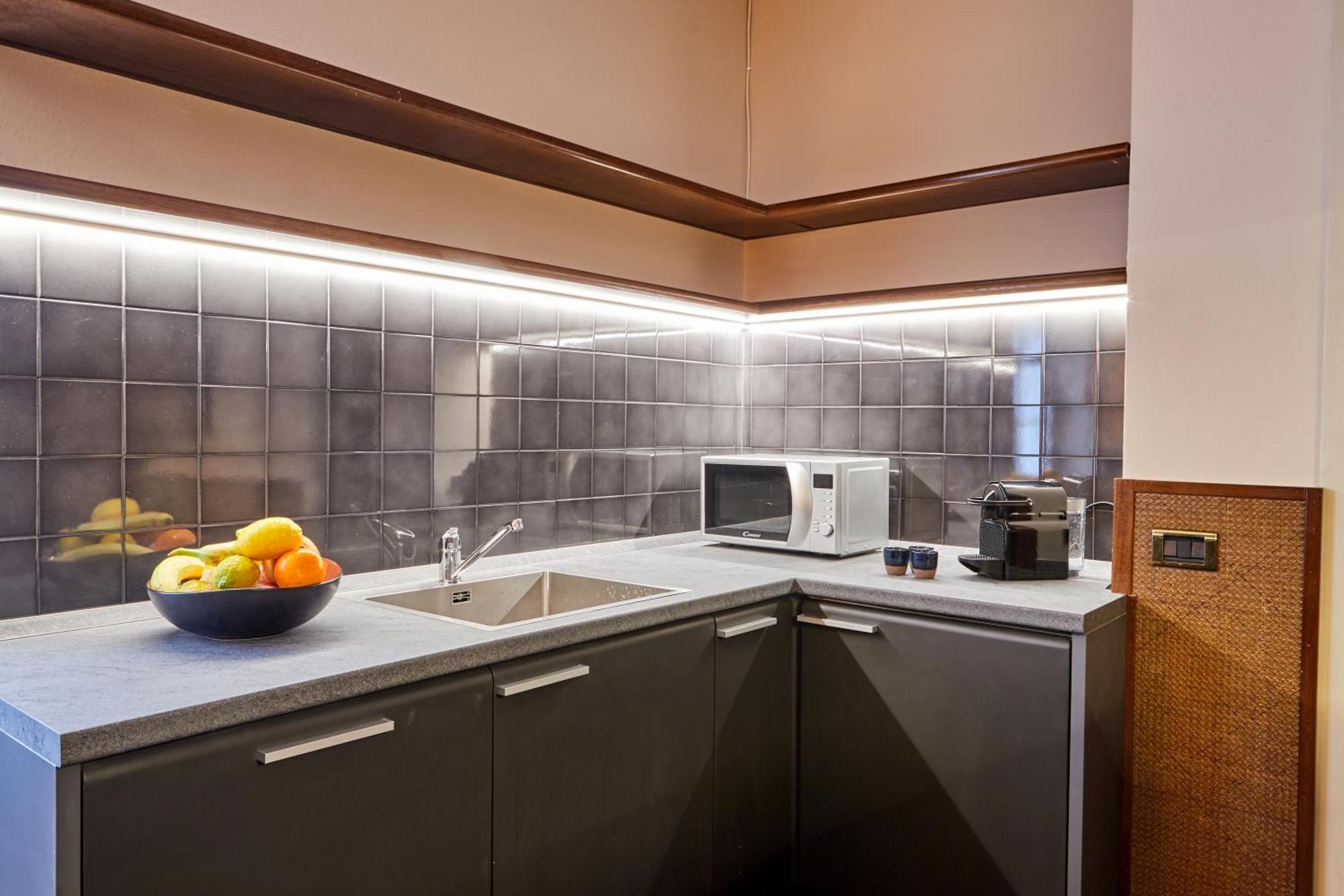 Apartment Retreats Navigli Milan