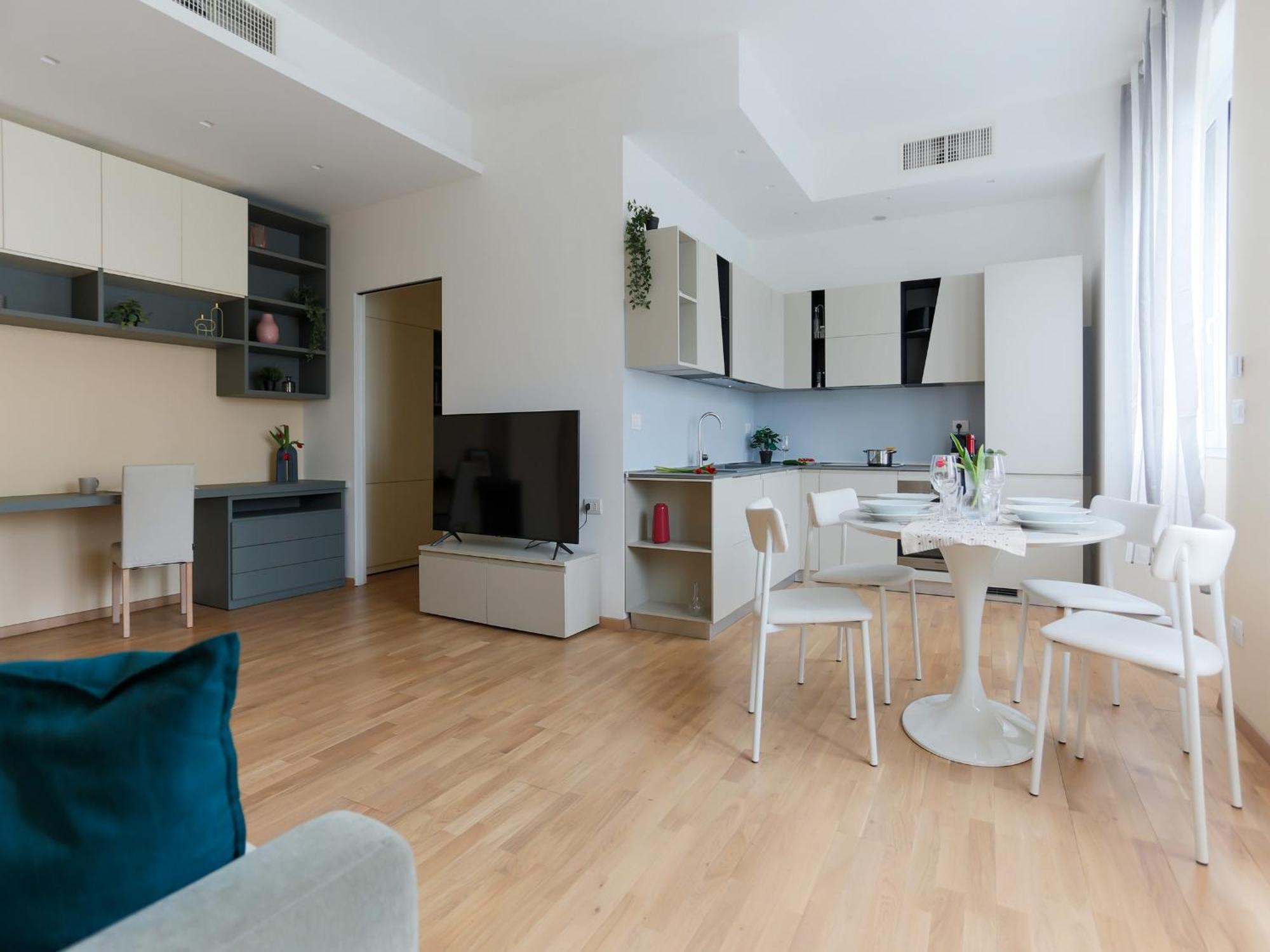 The Best Rent - Bright One-bedroom In Corso Vittorio Emanuele Ii Appartamento Milano