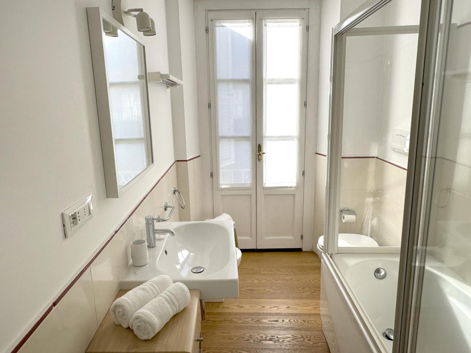 Joivy Cosy Ticinese Retreat 1-bed Flat Near The Duomo * Milão