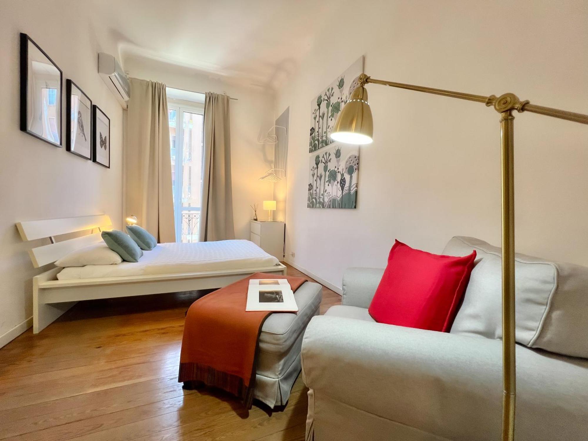Comecasa 2 Bedrooms In Via Curtatone Milan