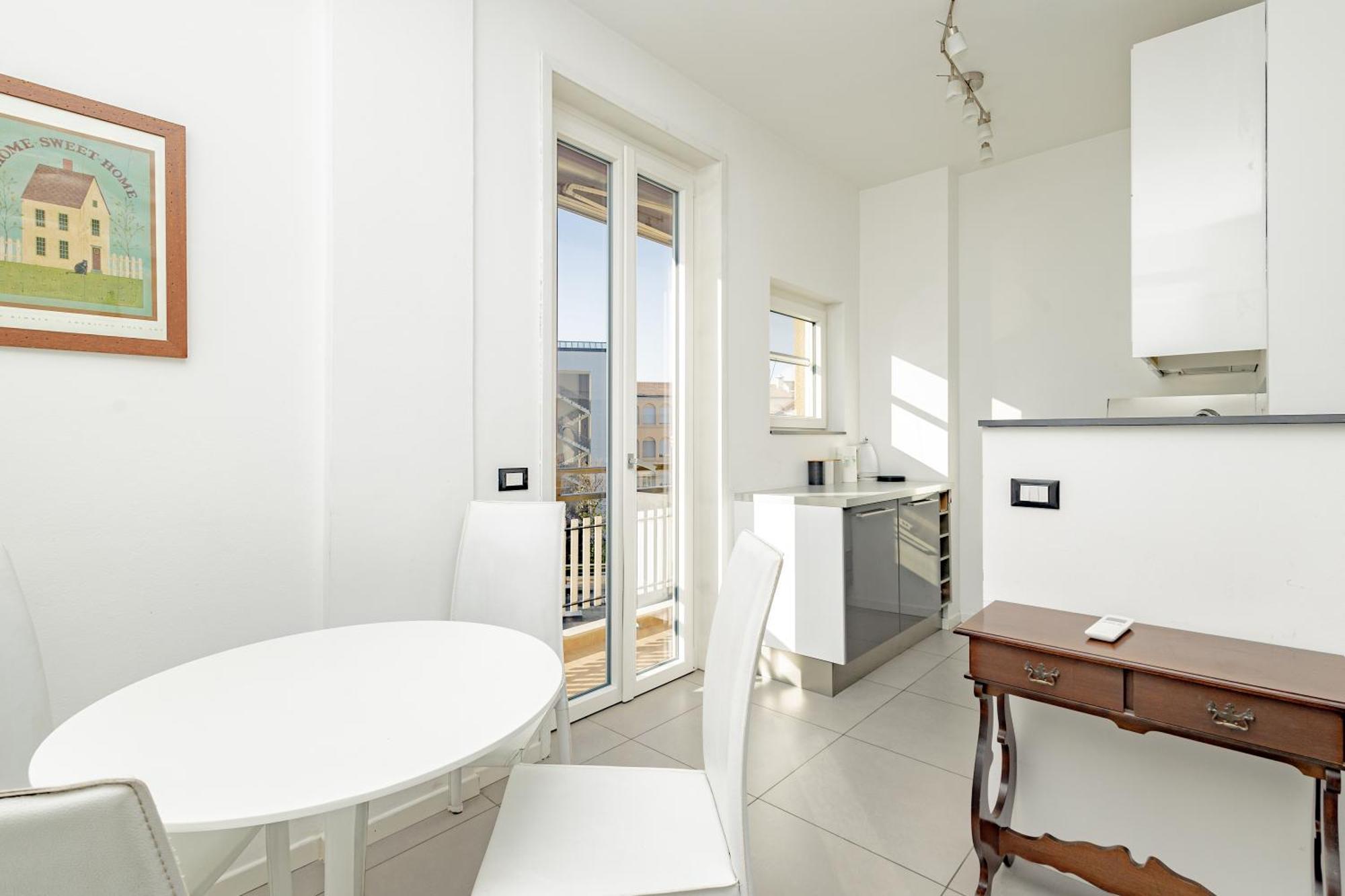 Xenia - Quiet And Cozy Two-room * Milão