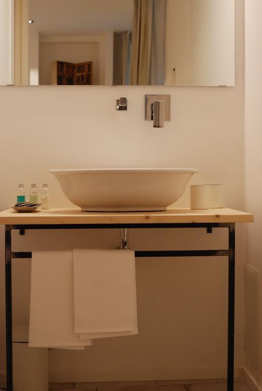 Guest house Isola Libera Milan