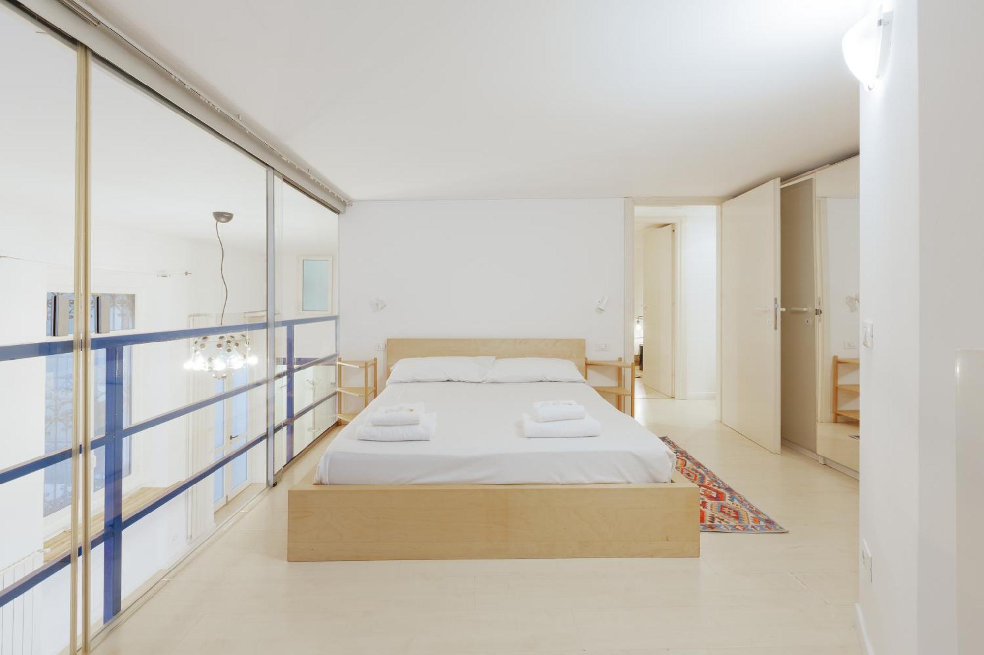 Sant'agostino - Charming Retreat 210m From M2 Apartment Milan