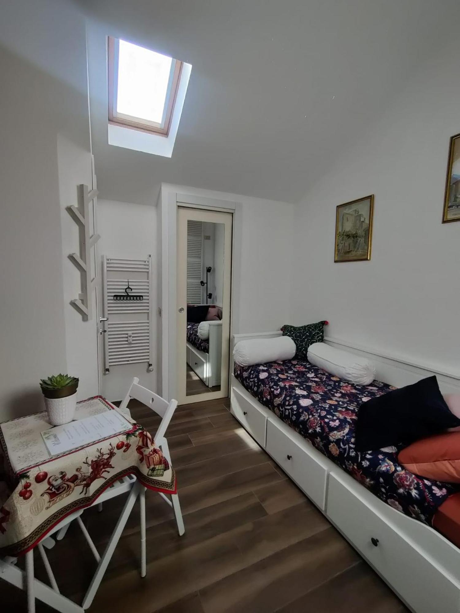A Casa Di Ross * Milan