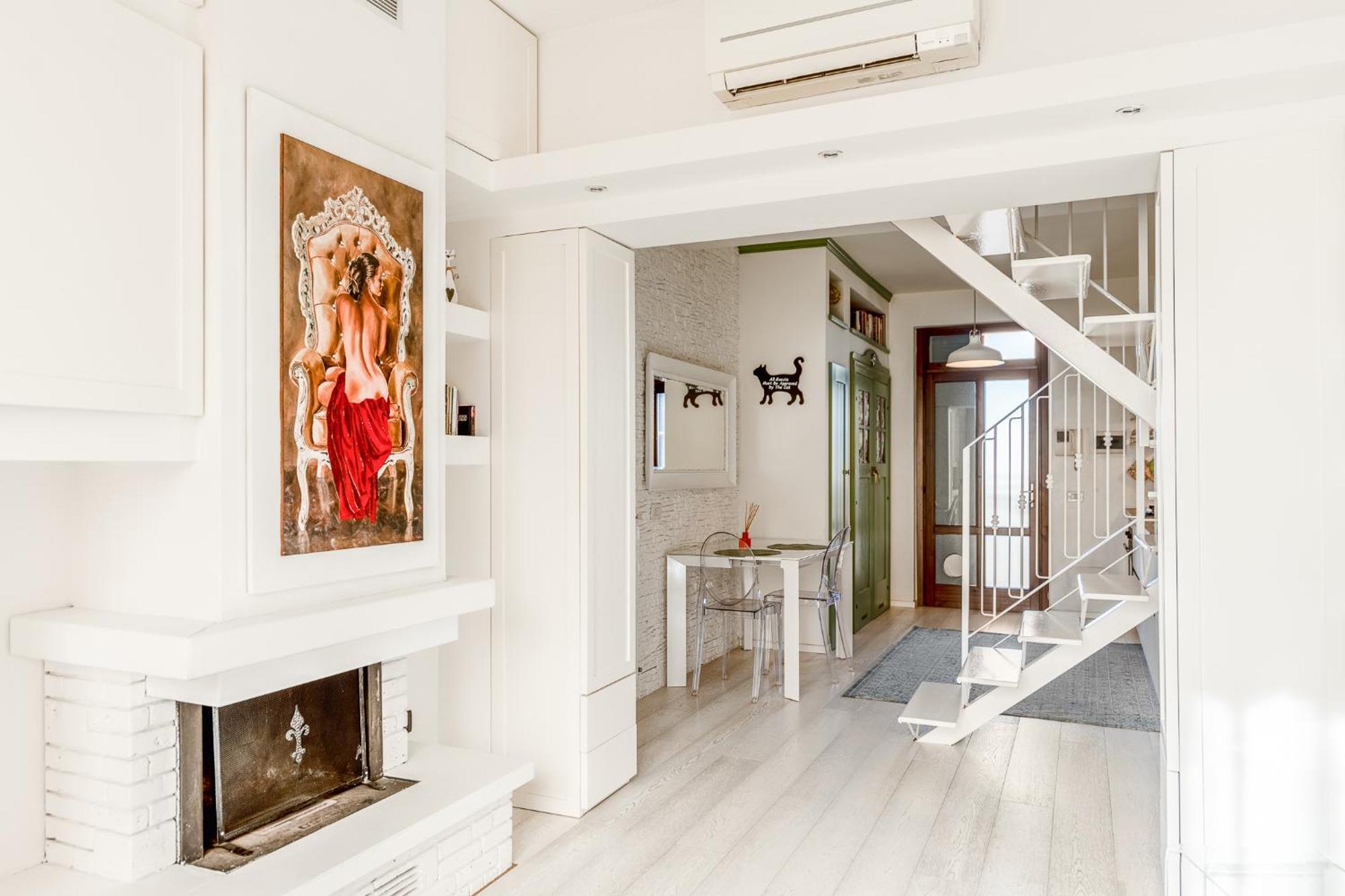 Bright Loft - Free Private Parking Apartamento *