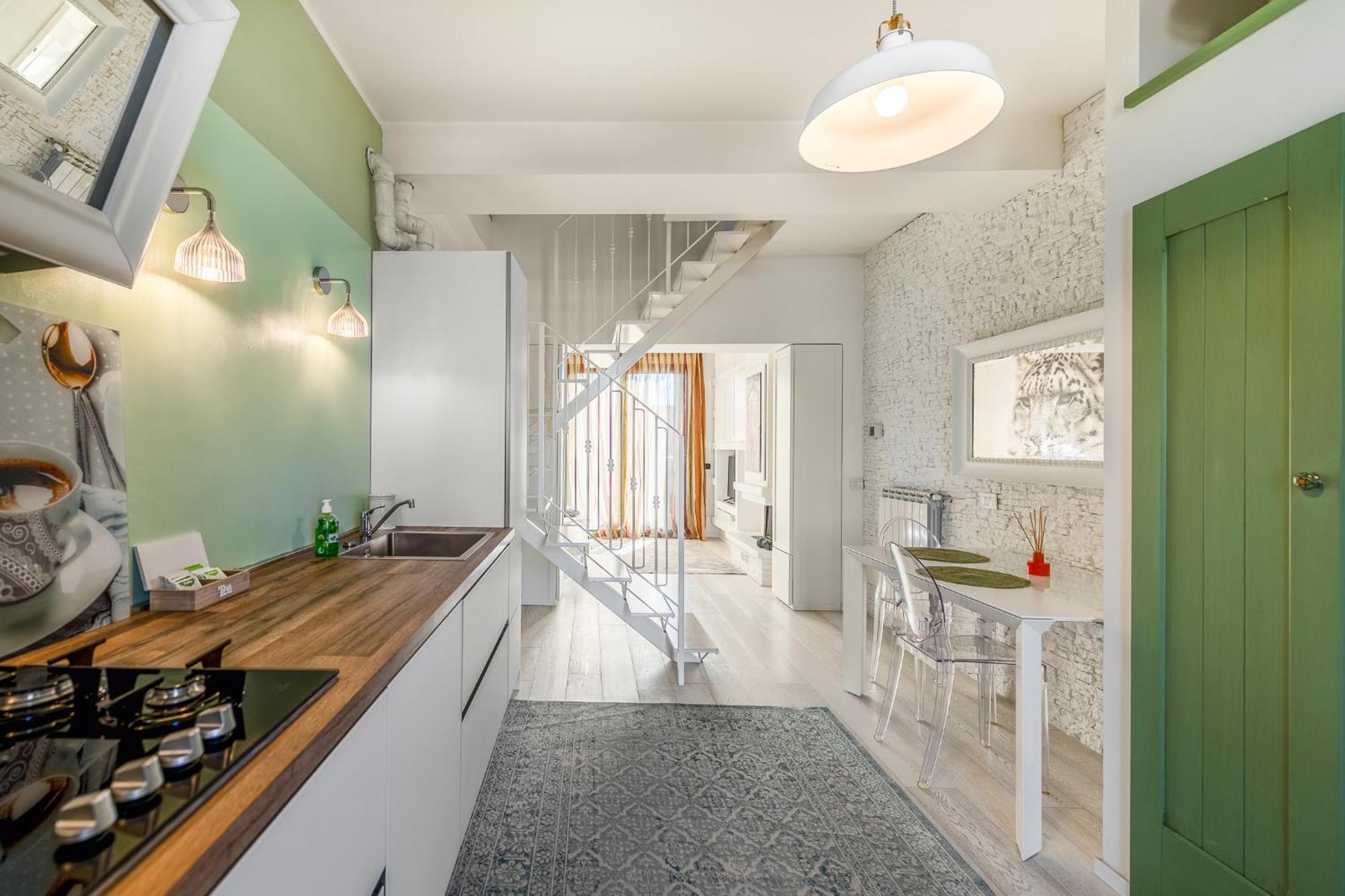 Bright Loft - Free Private Parking Milão