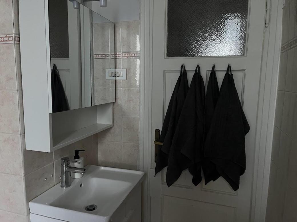 Grazioso Nel Quartiere Maggiolina Di Apartamento *