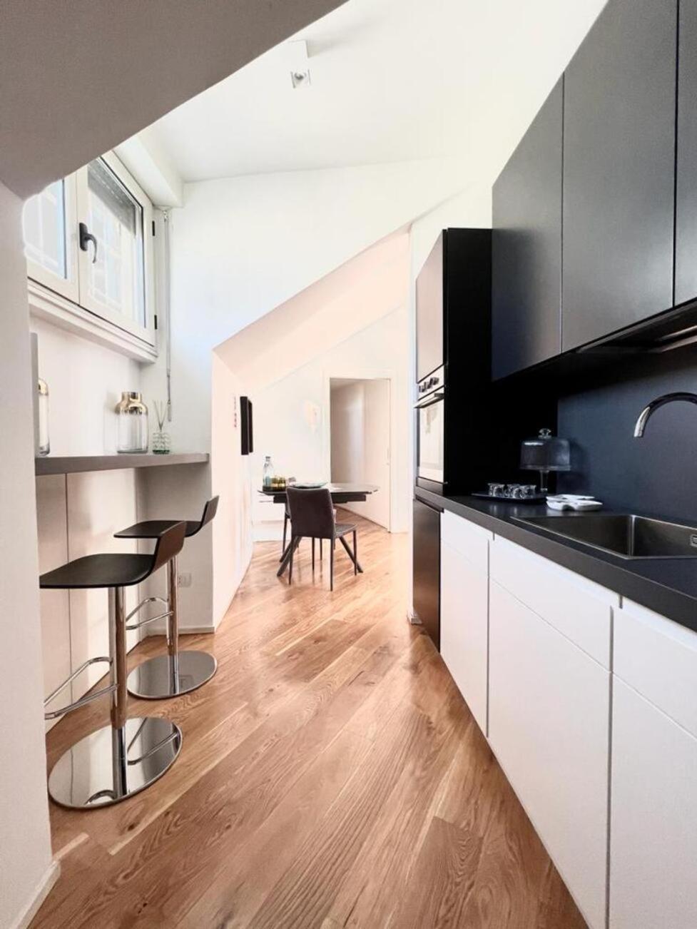 Comecasa Attic With Duomo View Apartment Milan
