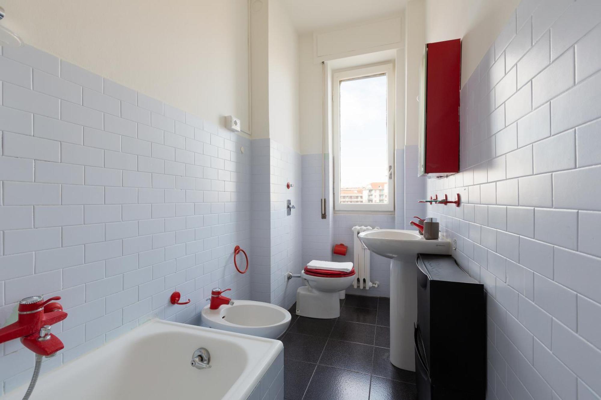 Corvetto M3 - Comfy Apt. With Balcony! Apartment Milan