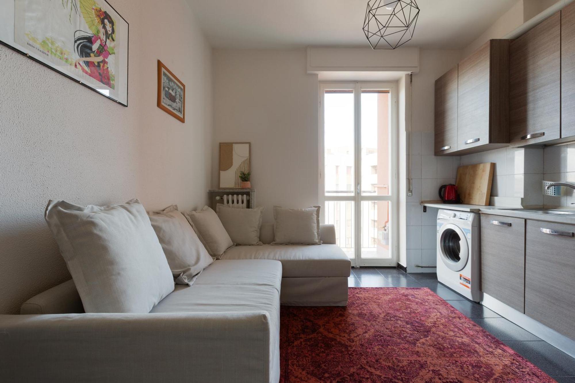 Apartment Corvetto M3 - Comfy Apt. With Balcony! Milan