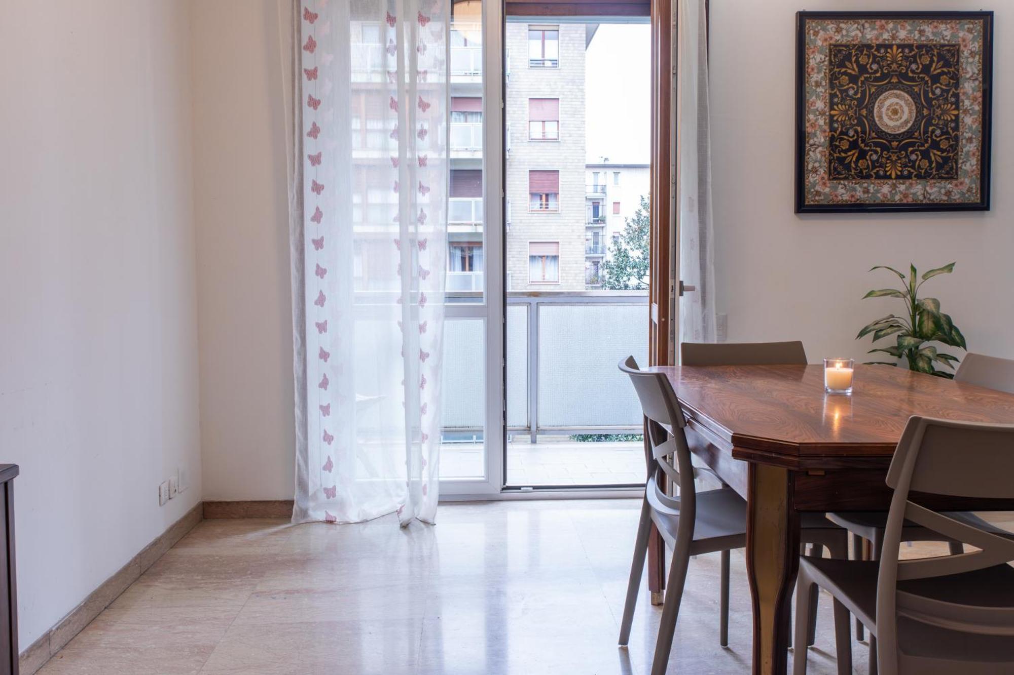 Apartment Centrale Vicino Metro E Duomo, Con 2 Bagni E Aria Condizionata Milan