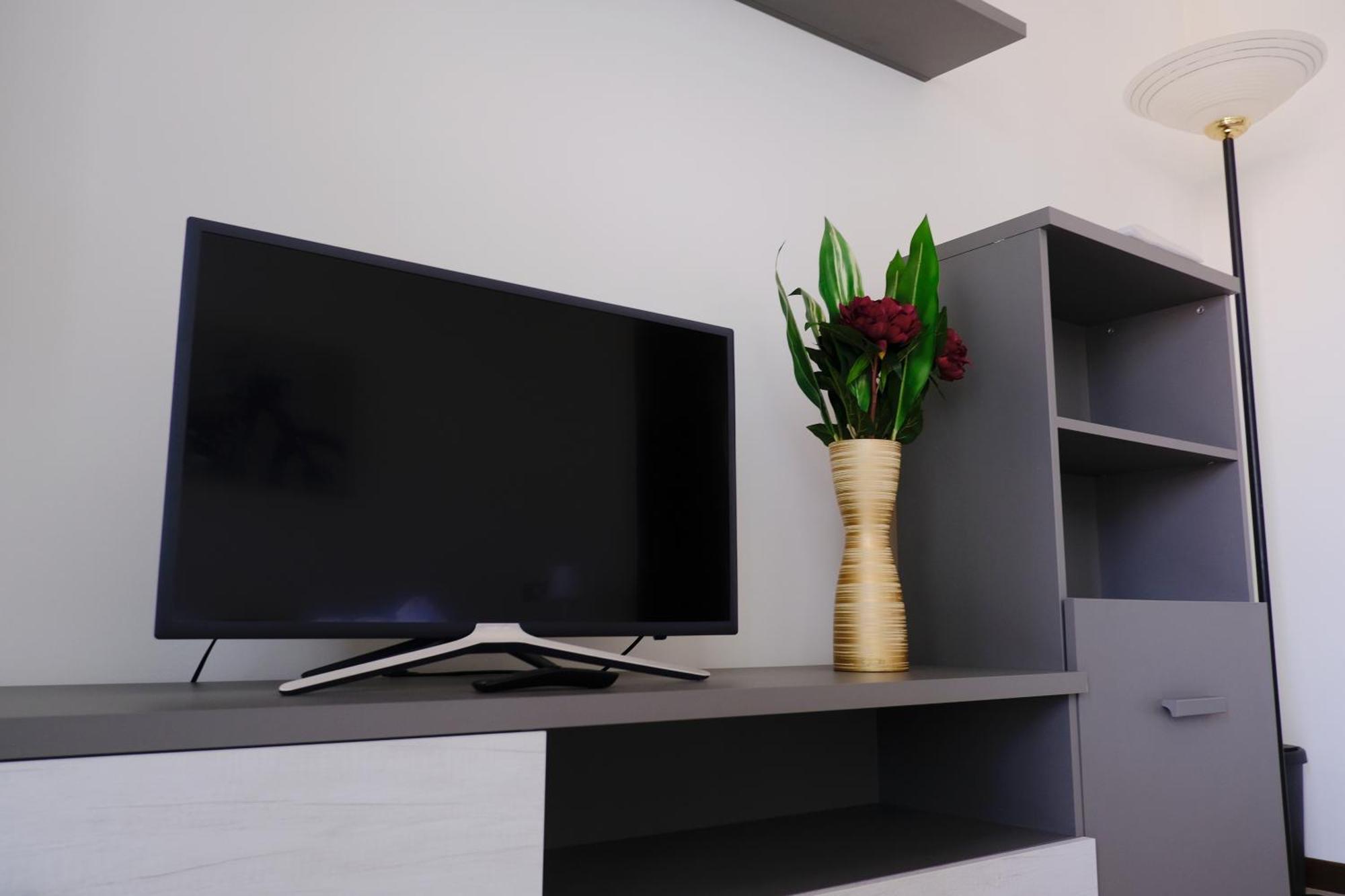 Bwr - Elegant Loft With Terrace, San Siro Milano