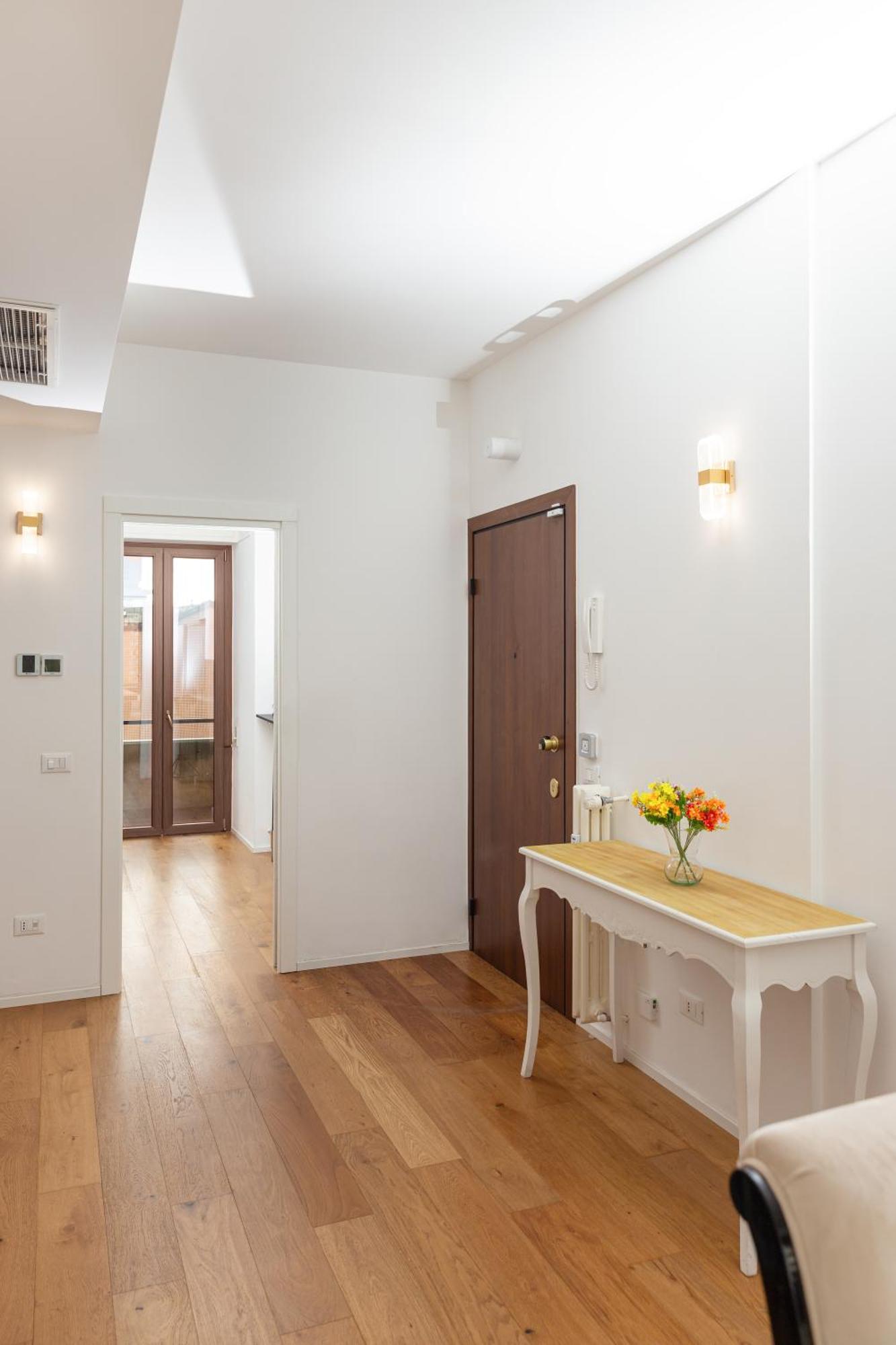 Free Parking - 5 Star - Sauna Luxury Apartment Milan