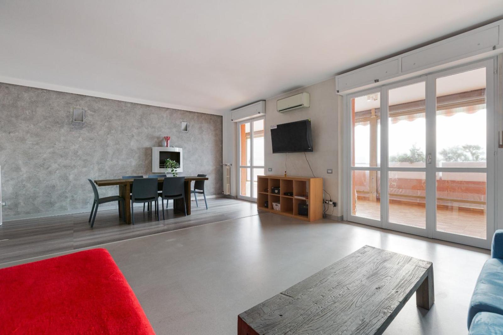 Appartamento Bright With Balcony And Terrace