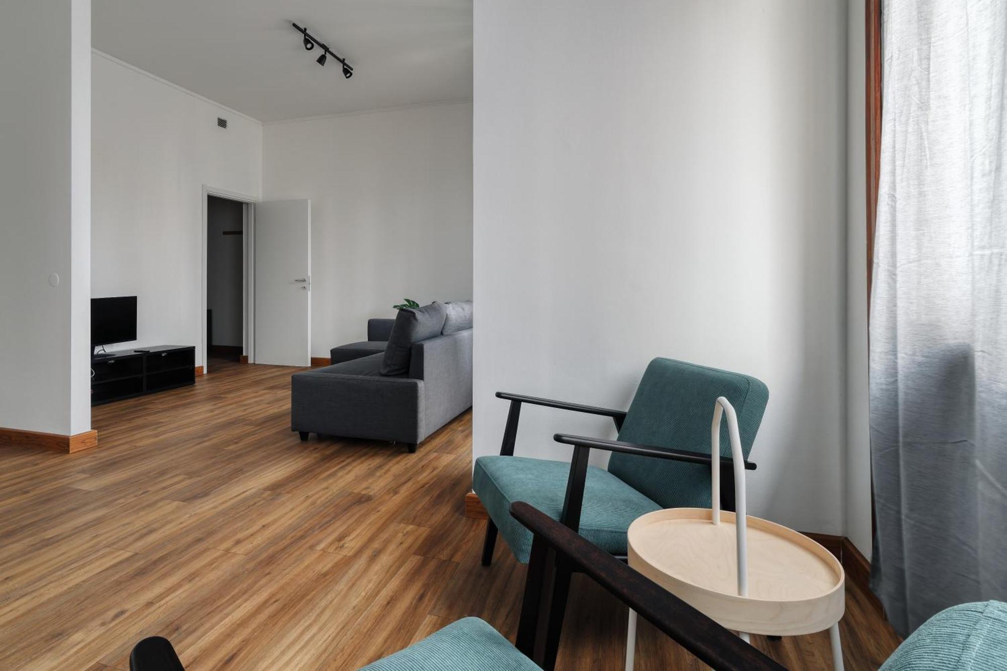 Apartment Joivy Chic 3-bed Flat Near Colonne Di San Lorenzo *