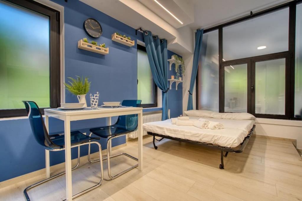 Suzzani 273 - Interno B1 Appartamento *