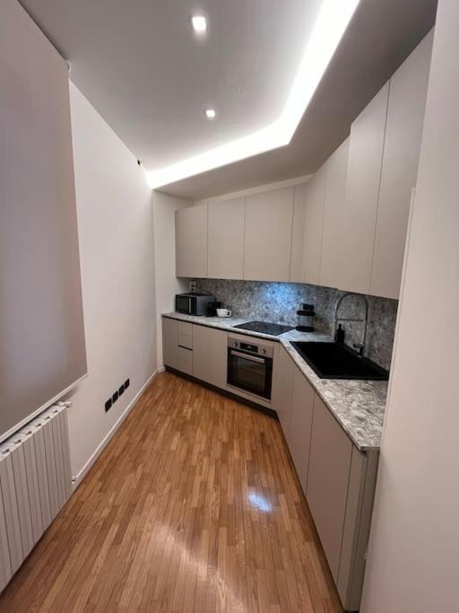 Aurora Rho Fiera Apartment