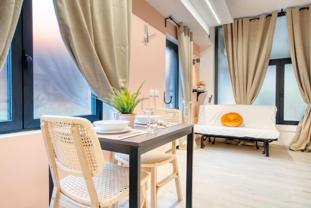 Apartment Suzzani 273 - Interno A3 Milan