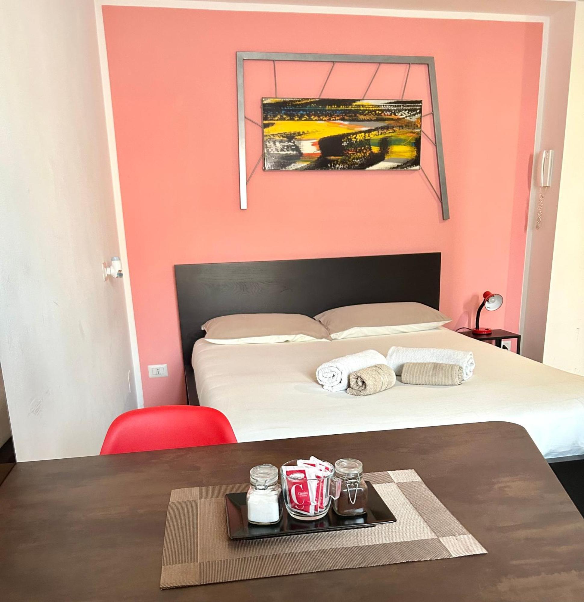 Appartamento Fully Equipped Design In San Siro