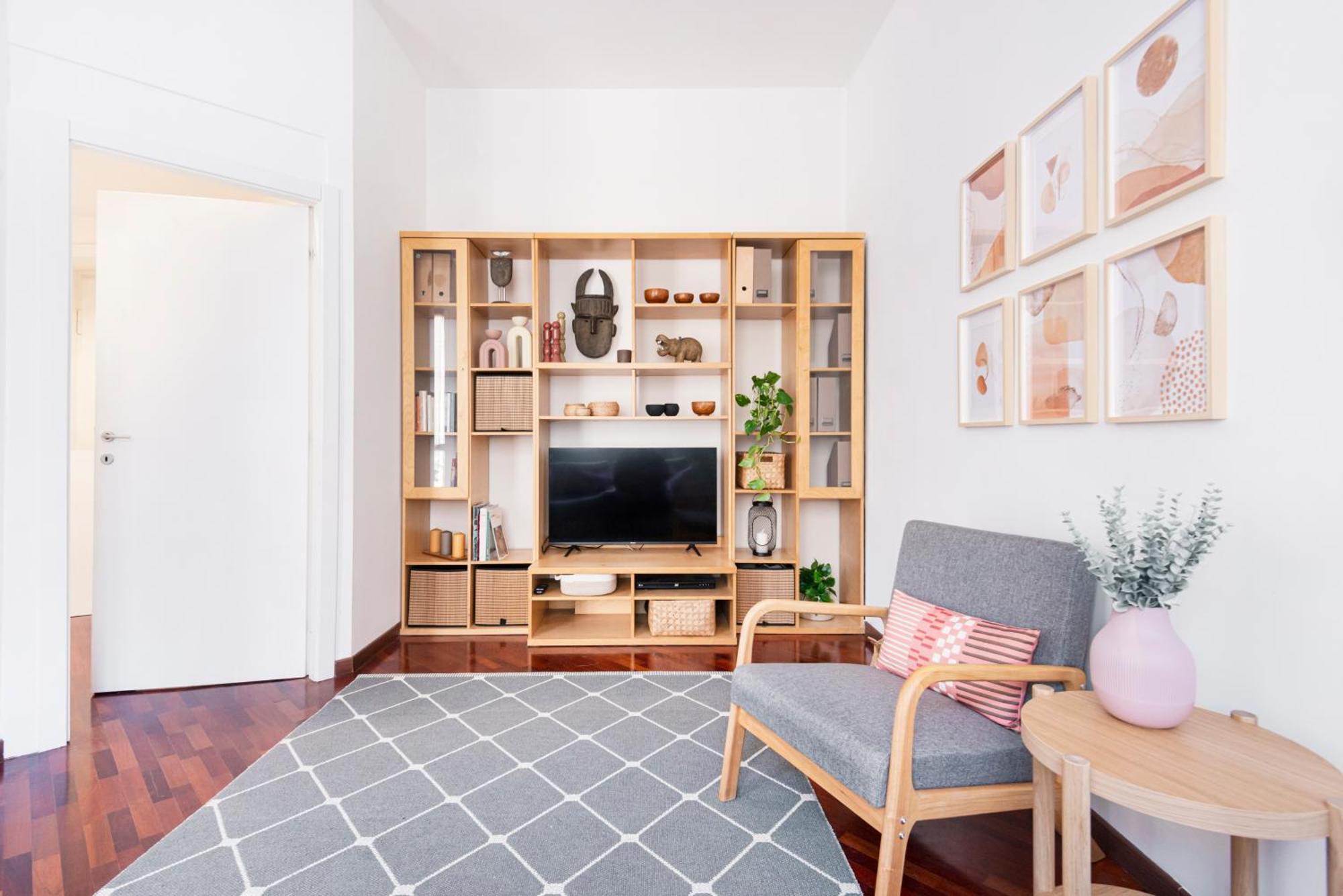 Stylish And Cozy Close To Naviglio Apartment