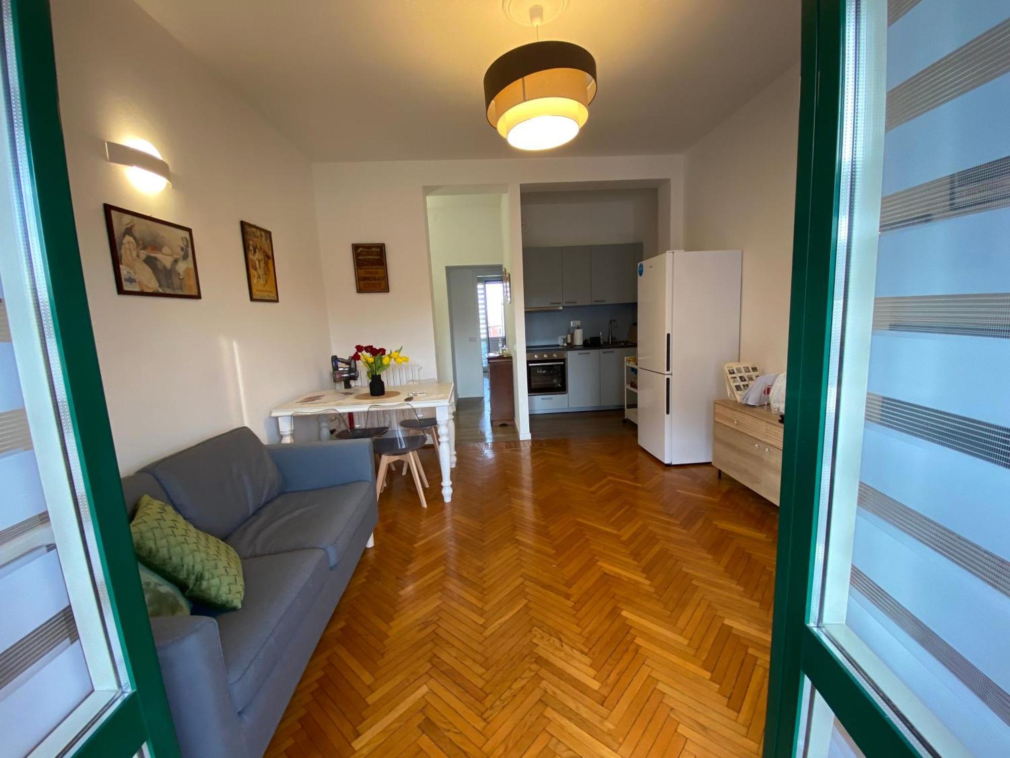 Apartment Daniela's Spazioso Ai Navigli Milan