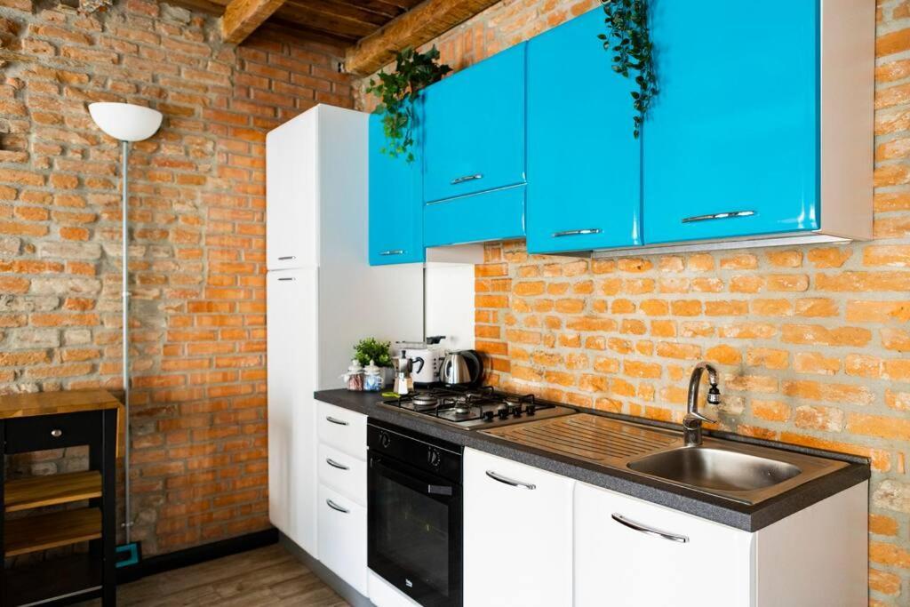 Apartamento Canonica Brick Milão