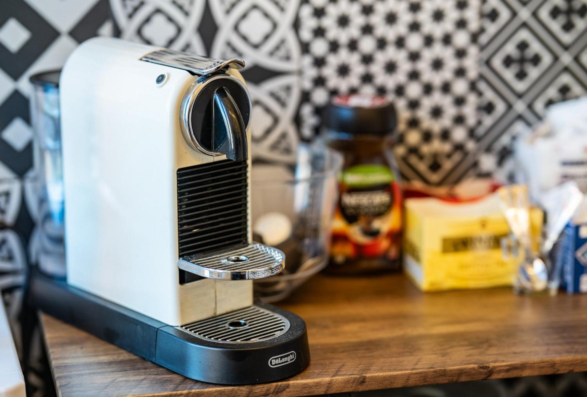 Acomodação com café da manhã  Con Bagno Privato 07 *