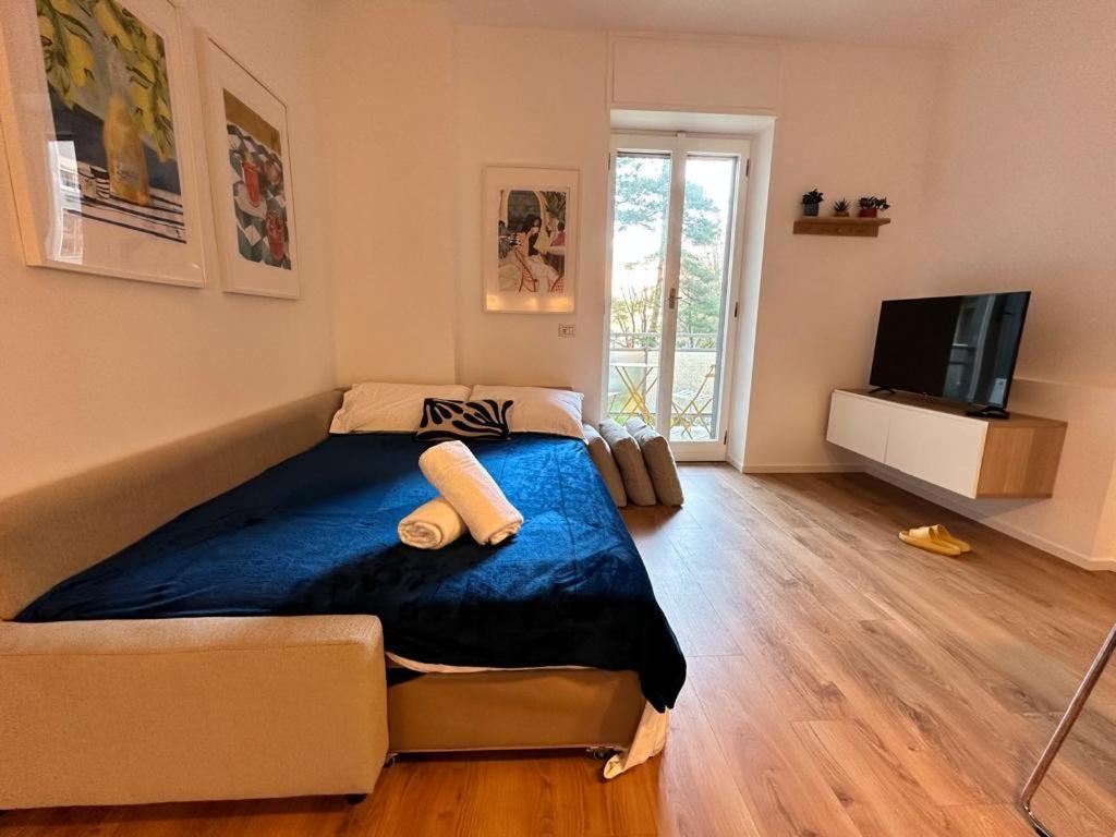 Luxury 1 Bedroom Apartment, Close To San Siro, Fiera And 10 Min Metro To Duomo Milão
