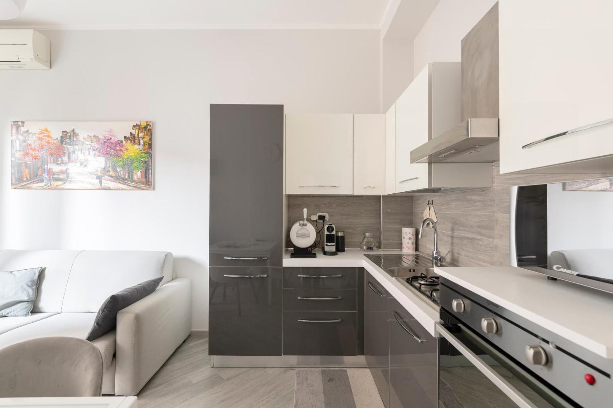 Adorable Centre, 2 Bd, 4 Guests * Milan