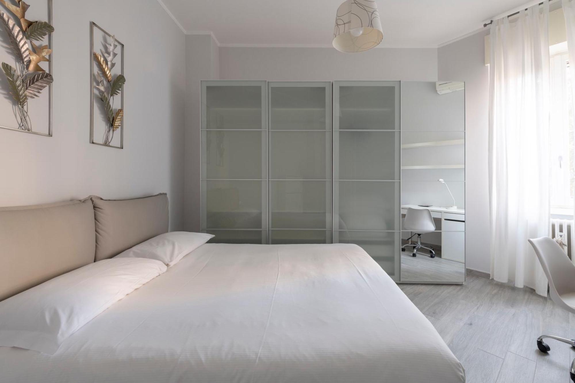 Adorable Centre, 2 Bd, 4 Guests Apartment