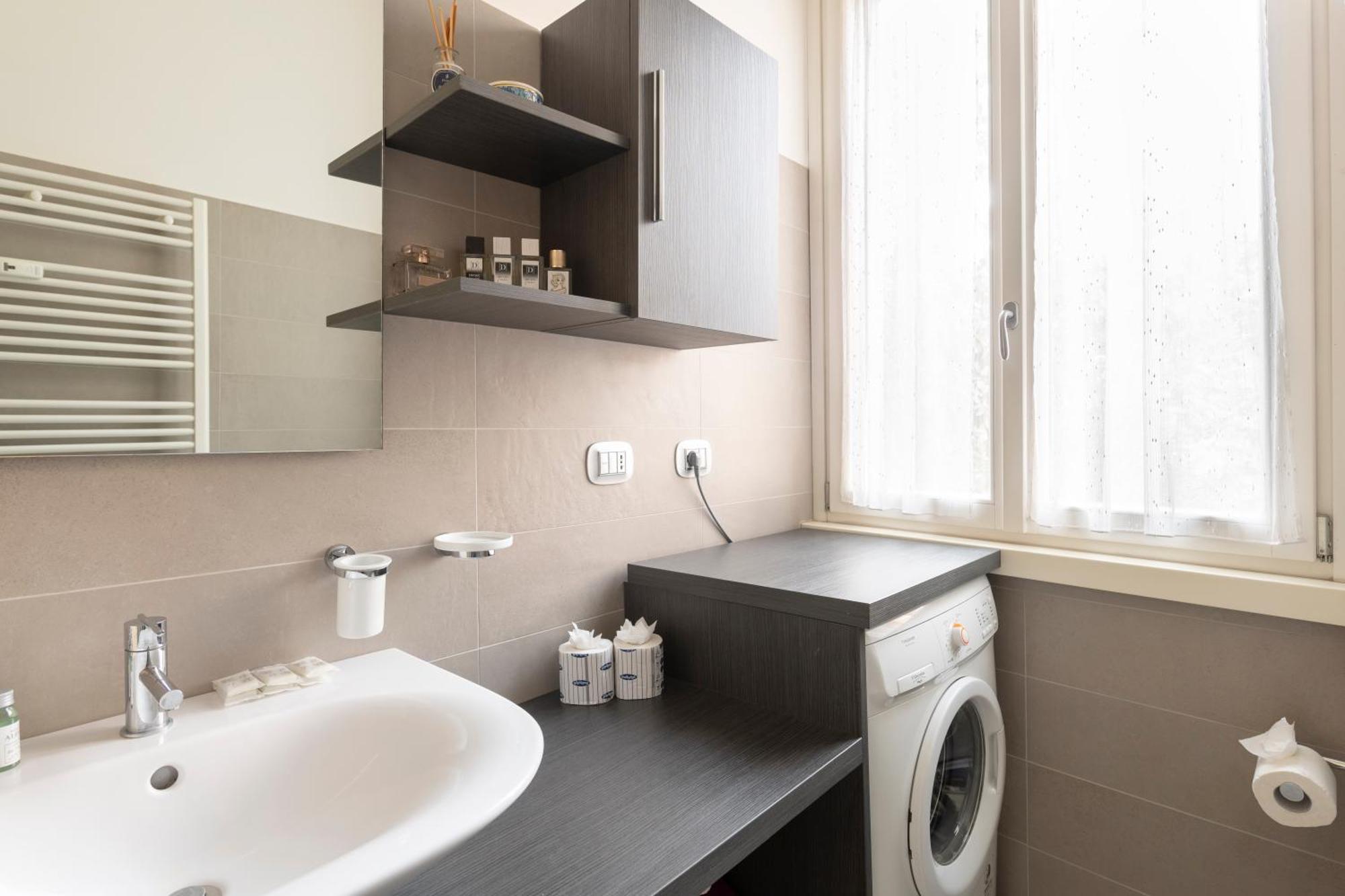 Adorable Centre, 2 Bd, 4 Guests *