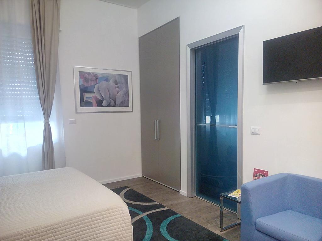 Marcona24 Milan