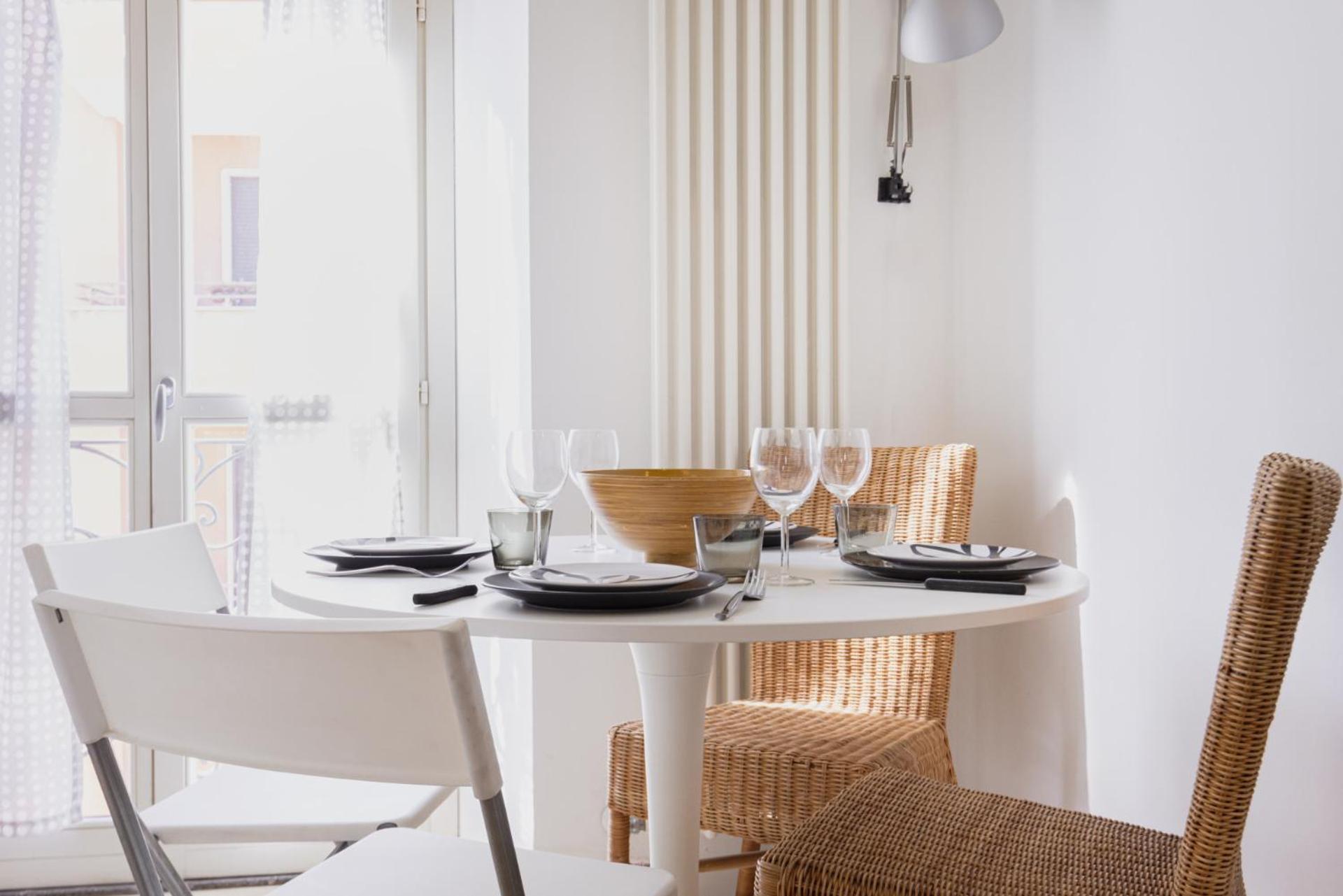 Easylife - Spazioso In Porta Romana Apartment *