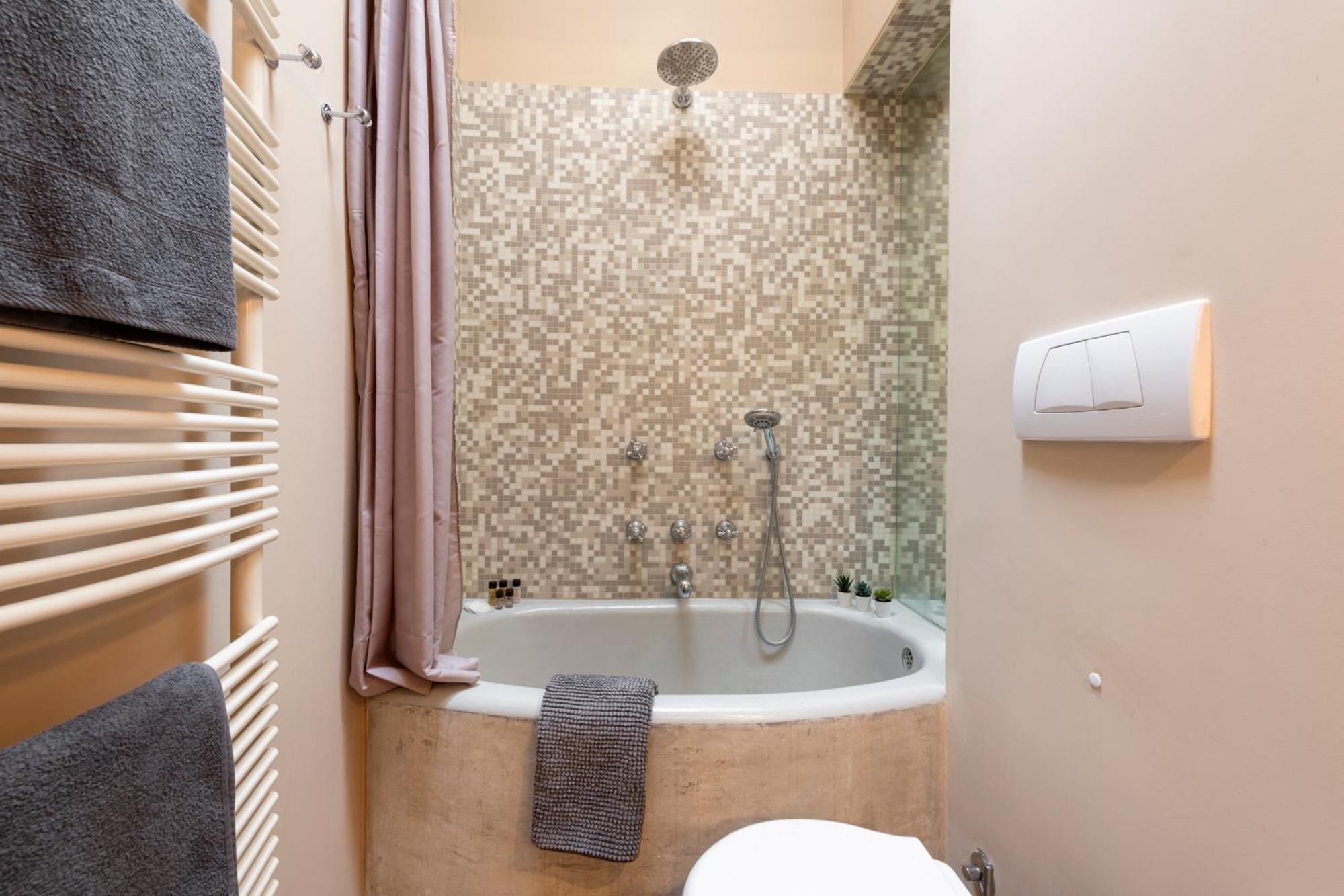 Pontaccio, 4 - Vivere In Brera, Con Ampio Terrazzo
