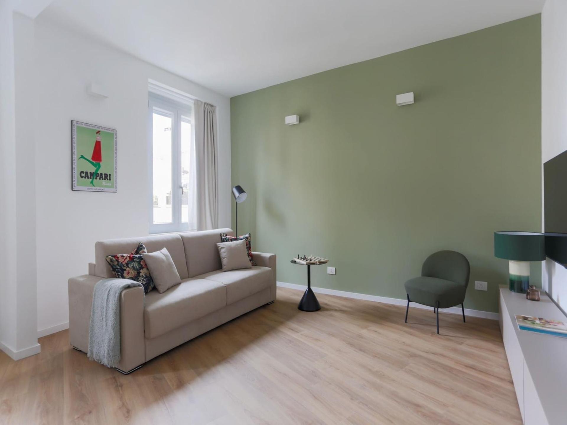 The Rent - Spacious And Renovated Two-bedroom Downtown Apartment Milan