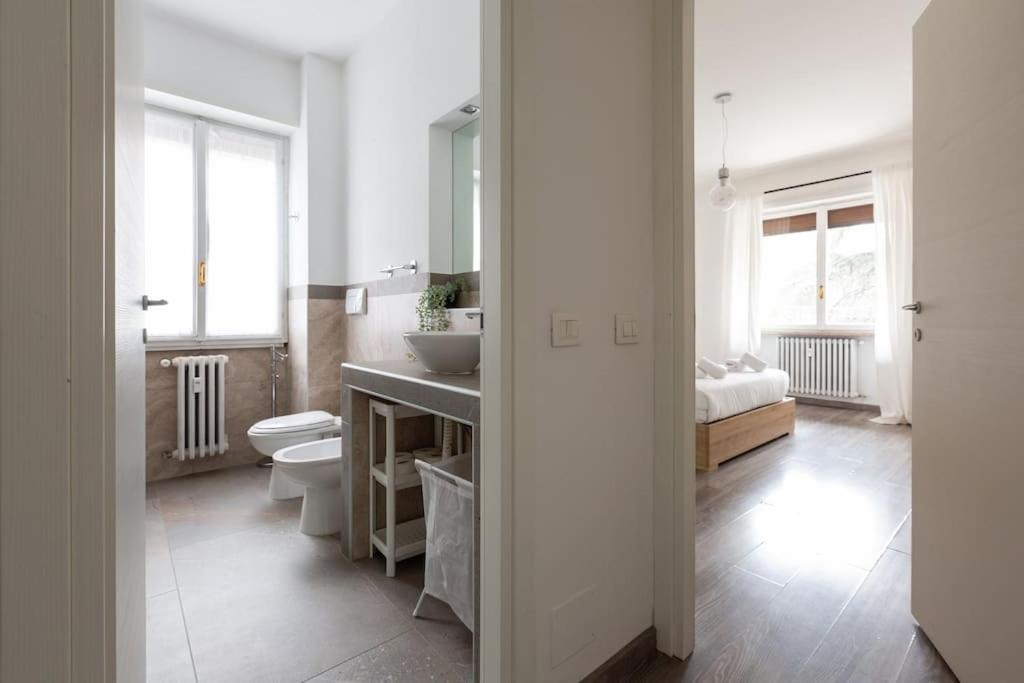 Apartment Large Close To Metro