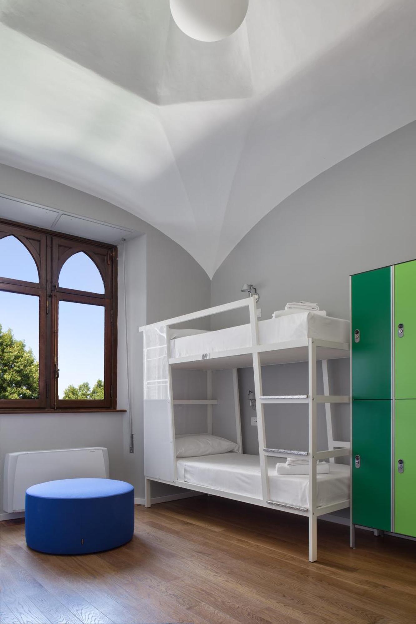 Hostel Babila & Bistrot *
