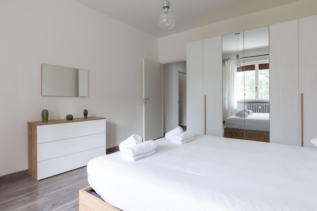 Apartment Large Close To Metro