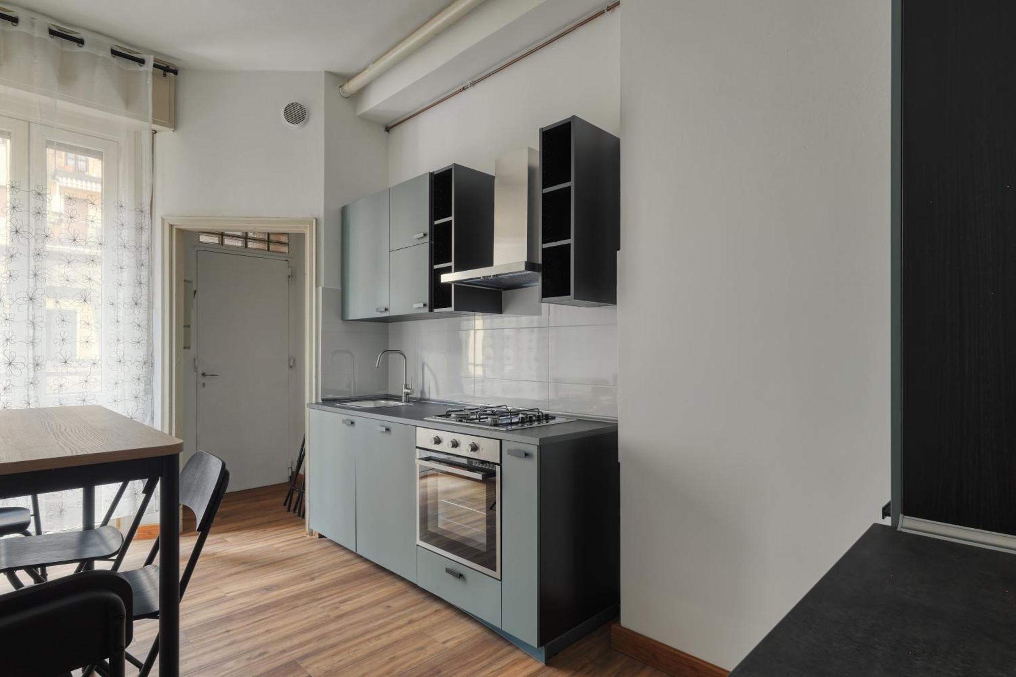 Joivy Chic 3-bed Flat Near Colonne Di San Lorenzo Apartment
