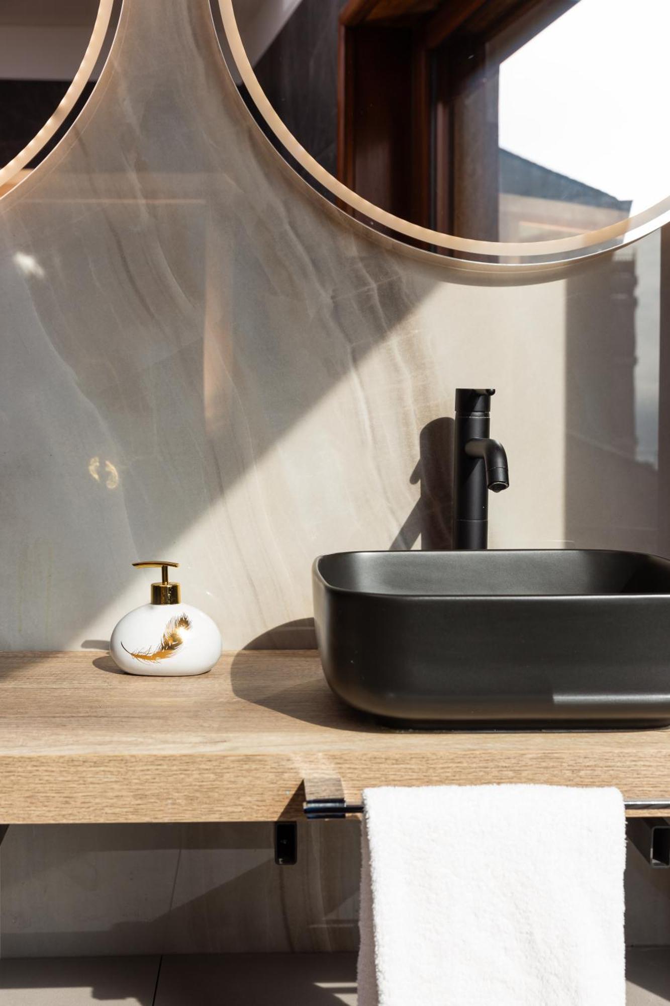 Free Parking - 5 Star - Sauna Luxury * Milan